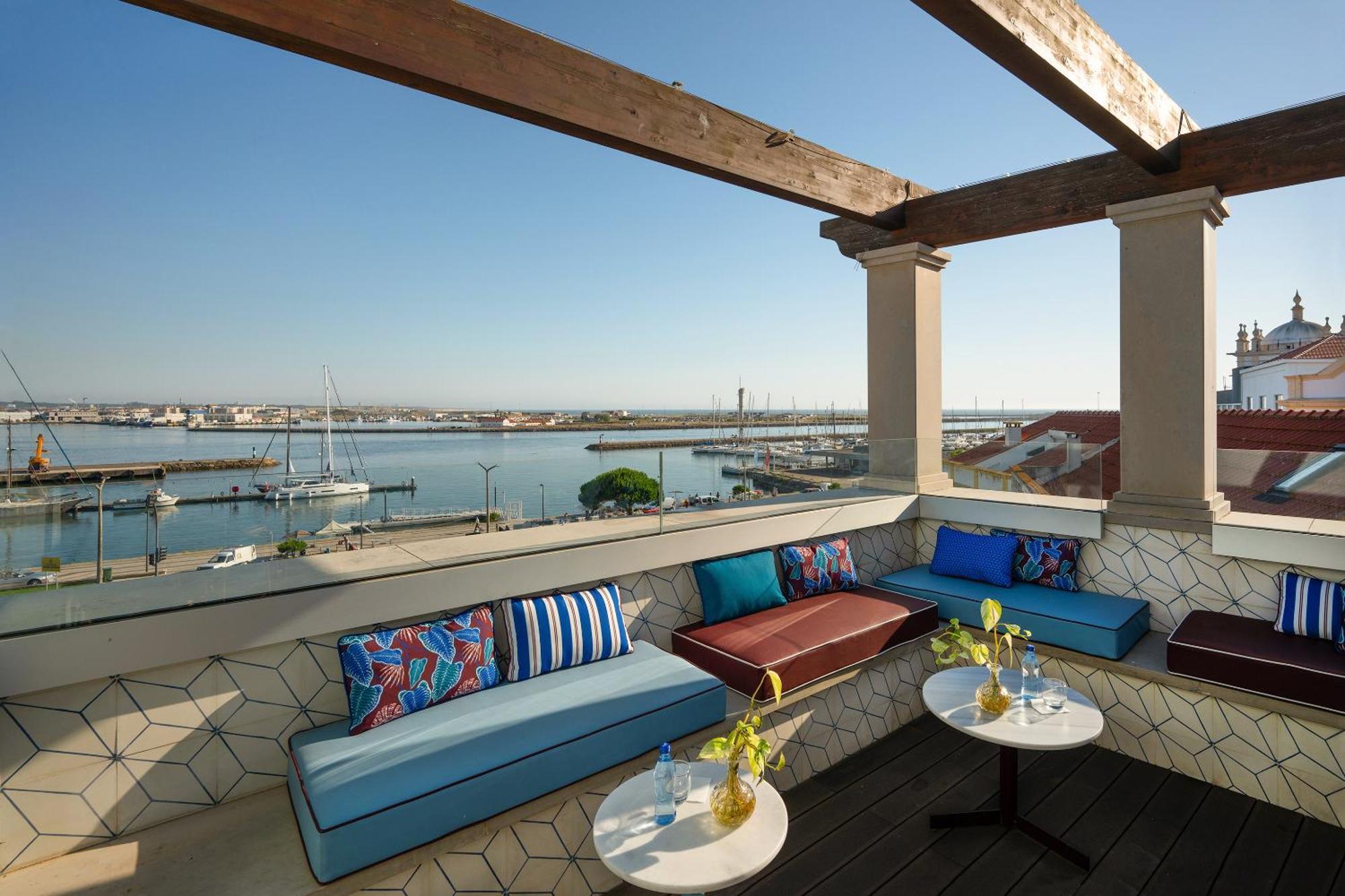 Dona Maria Hotel Figueira da Foz Luaran gambar